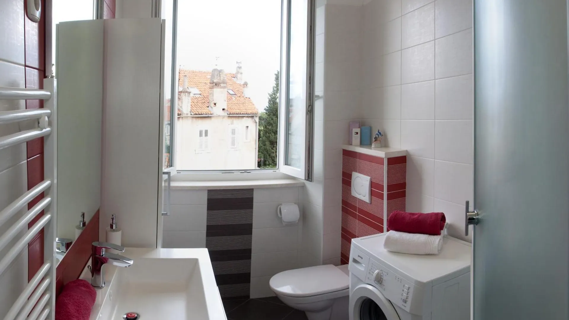 Konukevi Apartment And Room Perfect Dream In Split